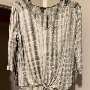 Women’s tops 3 for $15